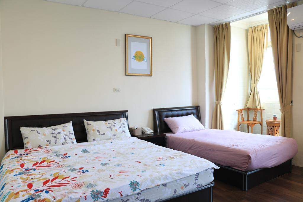 בודאיי Harmony Guest House מראה חיצוני תמונה