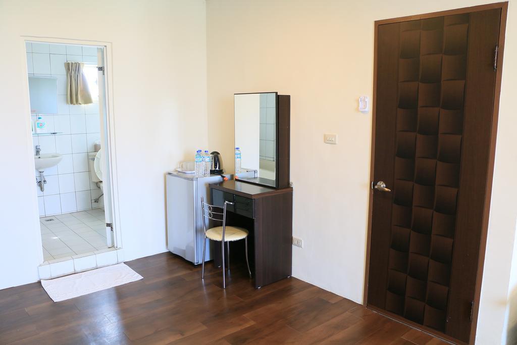 בודאיי Harmony Guest House מראה חיצוני תמונה