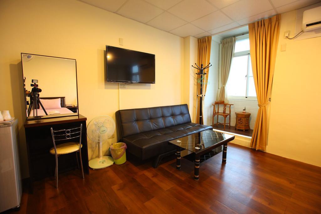 בודאיי Harmony Guest House מראה חיצוני תמונה