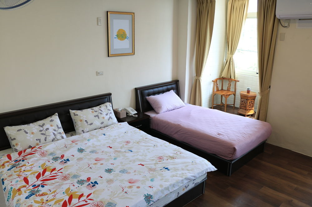 בודאיי Harmony Guest House מראה חיצוני תמונה